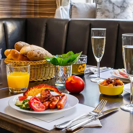 U Vlasskeho Dvora Hotel 3*